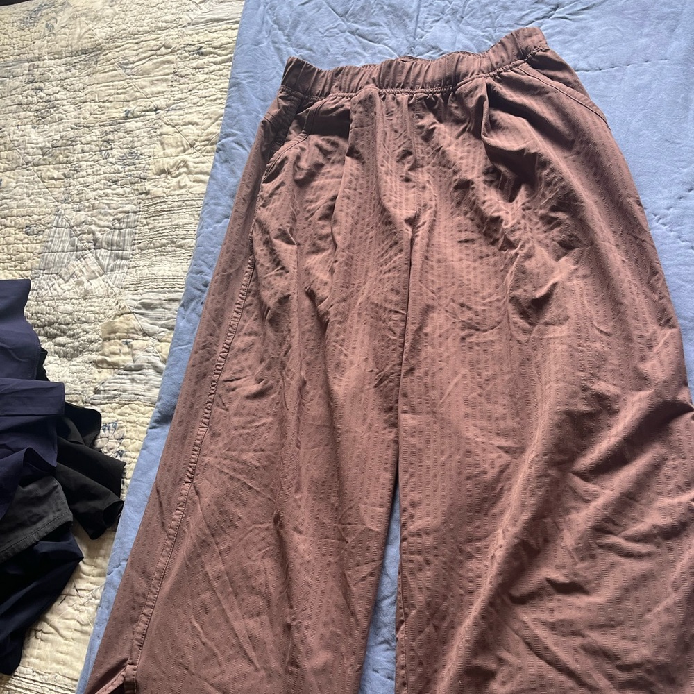 Title Nine Staycation Wide Leg Pants - Picture 4 of 5